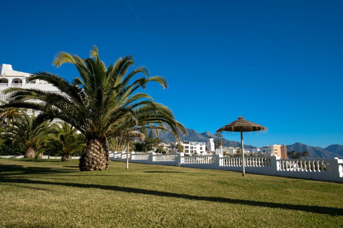 Palmeras 72 Menyber Nerja Extérieur photo
